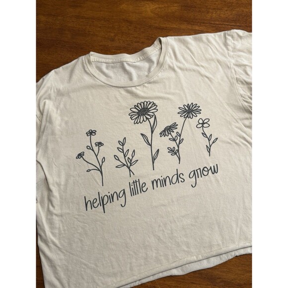 Womens Graphic T Shirt Helping Little Minds Grow XL Floral Print Short SCream XL - Picture 3 of 7